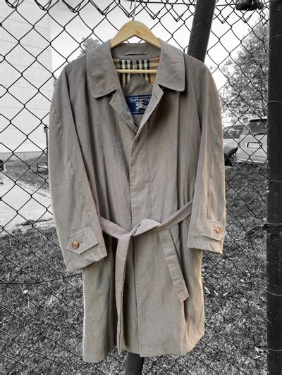 pre owned burberry trench coat|authentic vintage burberry trench coat.